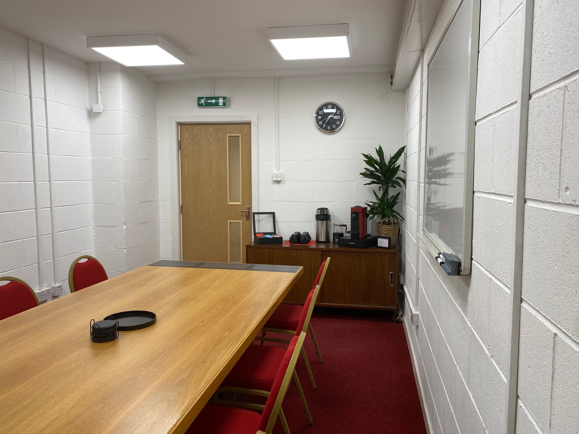 FREE Meeting Room with Office Lease ~ Limited Time Only!