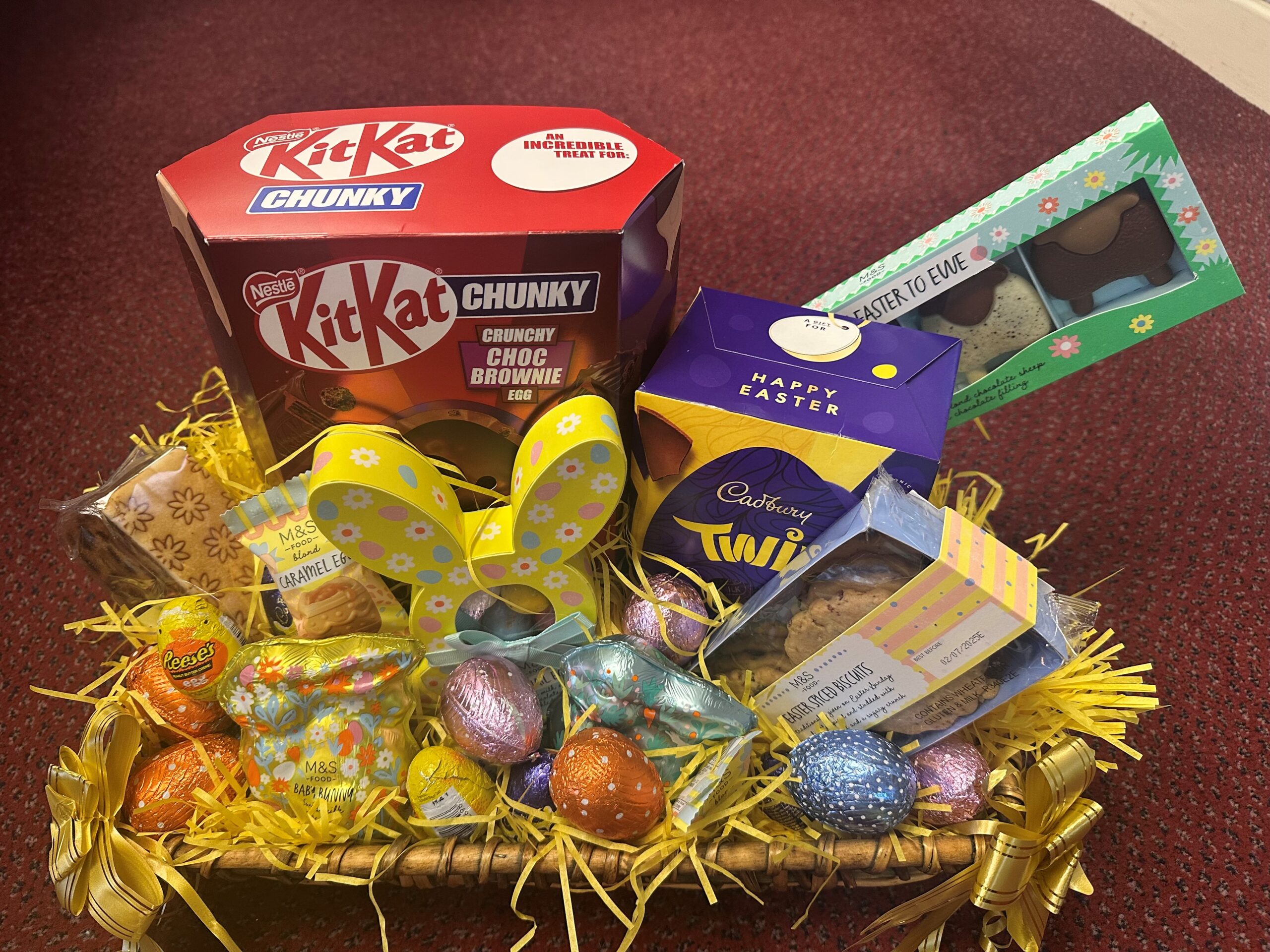 Welcome Spring with Our Easter Basket Hamper!
